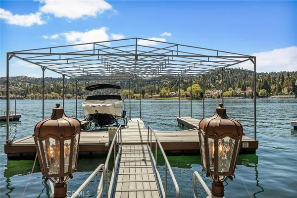 $9,250,000 | 28089 Point Hamiltair Lane, Lake Arrowhead, CA 92352
