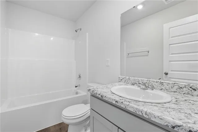 $309,915 | 37766 West 208th Terrace, Edgerton, KS 66021