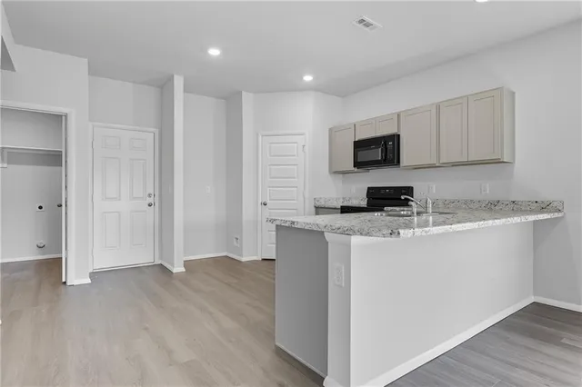 $309,915 | 37766 West 208th Terrace, Edgerton, KS 66021