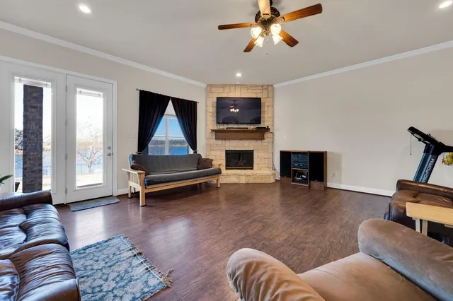 $819,999 | 415 Breezeway Court, Cedar Hill, TX 75104