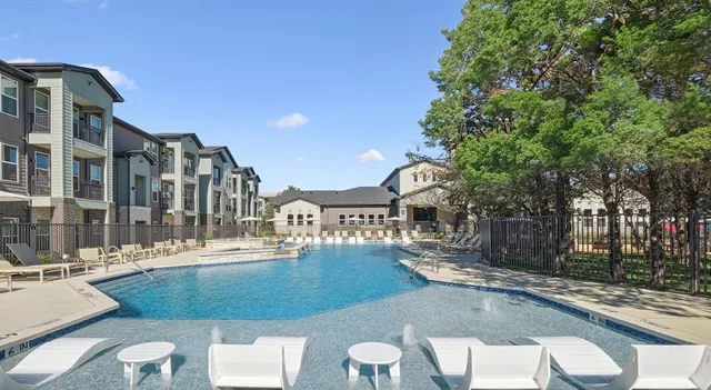 $2,050 | 4600 East McKinney Street, Unit 5317, Denton, TX 76208