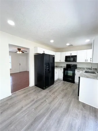 $1,900 | 7911 Aden Loop, New Port Richey, FL 34655