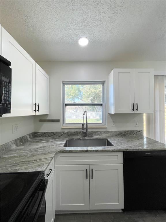 7911 Aden Loop New Port Richey, FL 34655 - Photo 8 of 29