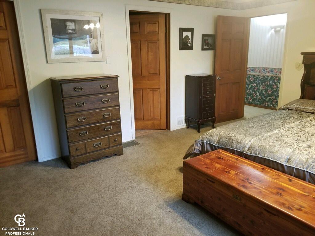 2202 South Range Road St. Clair, MI 48079 - Photo 61 of 88 31392951-60.JPG