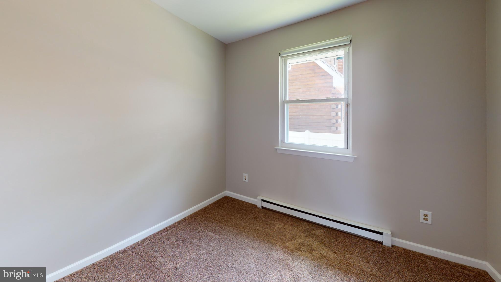408 Newport Road Bristol, PA 19007 - Photo 18 of 27 Gallery Image 18