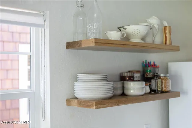 $569,000 | 232 Pomrankey Lane, Dover, ID 83825