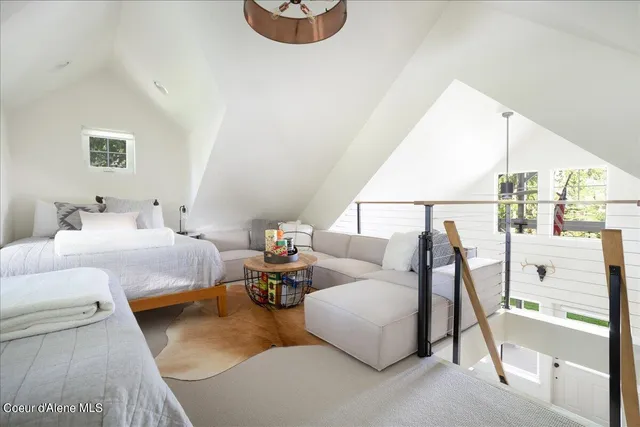 $569,000 | 232 Pomrankey Lane, Dover, ID 83825