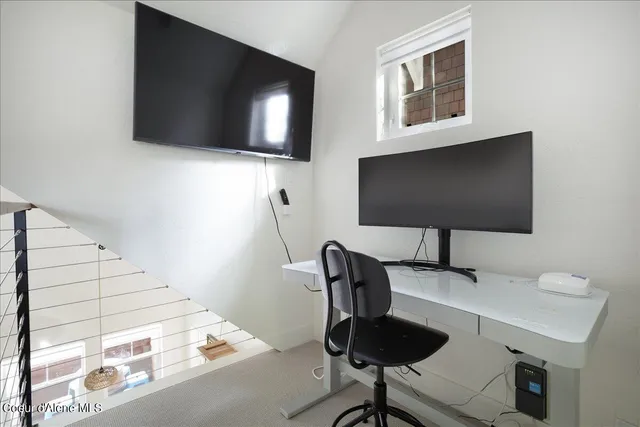 $569,000 | 232 Pomrankey Lane, Dover, ID 83825