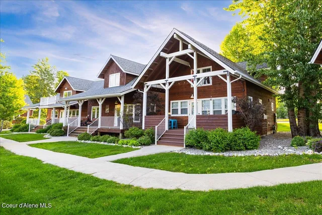 $569,000 | 232 Pomrankey Lane, Dover, ID 83825