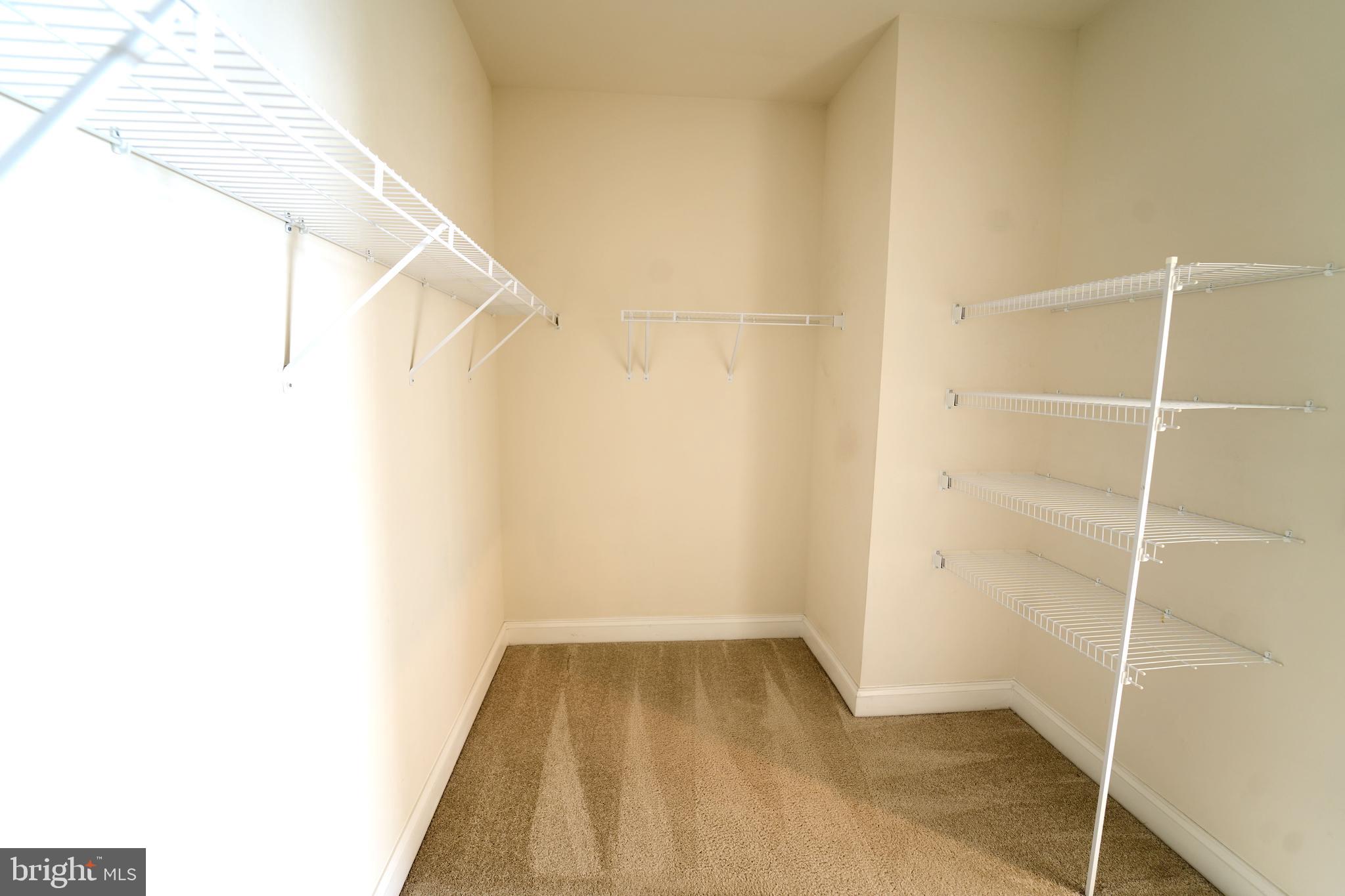 22552 Windsor Locks Square Ashburn, VA 20148 - Photo 16 of 33