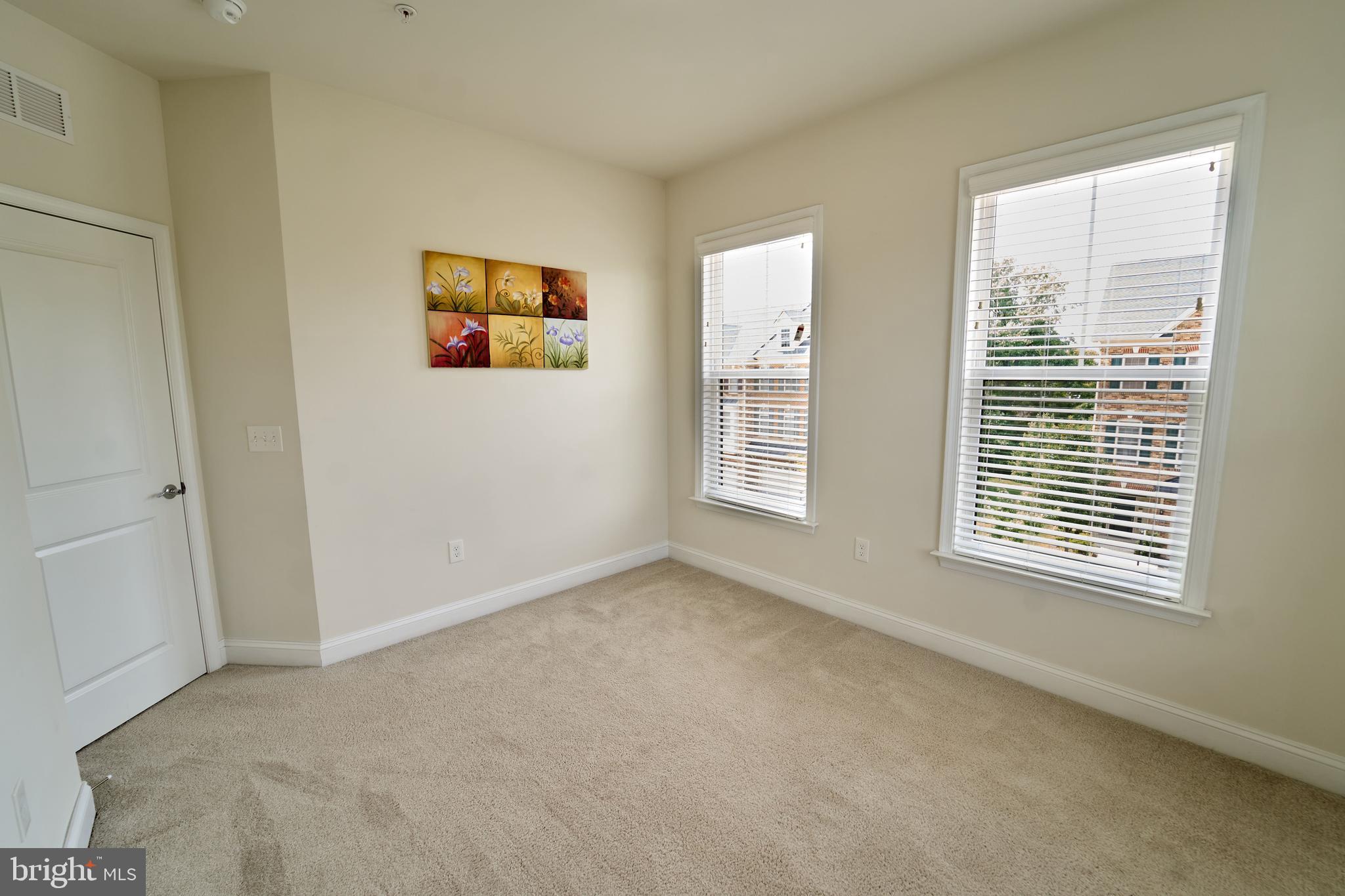22552 Windsor Locks Square Ashburn, VA 20148 - Photo 19 of 33