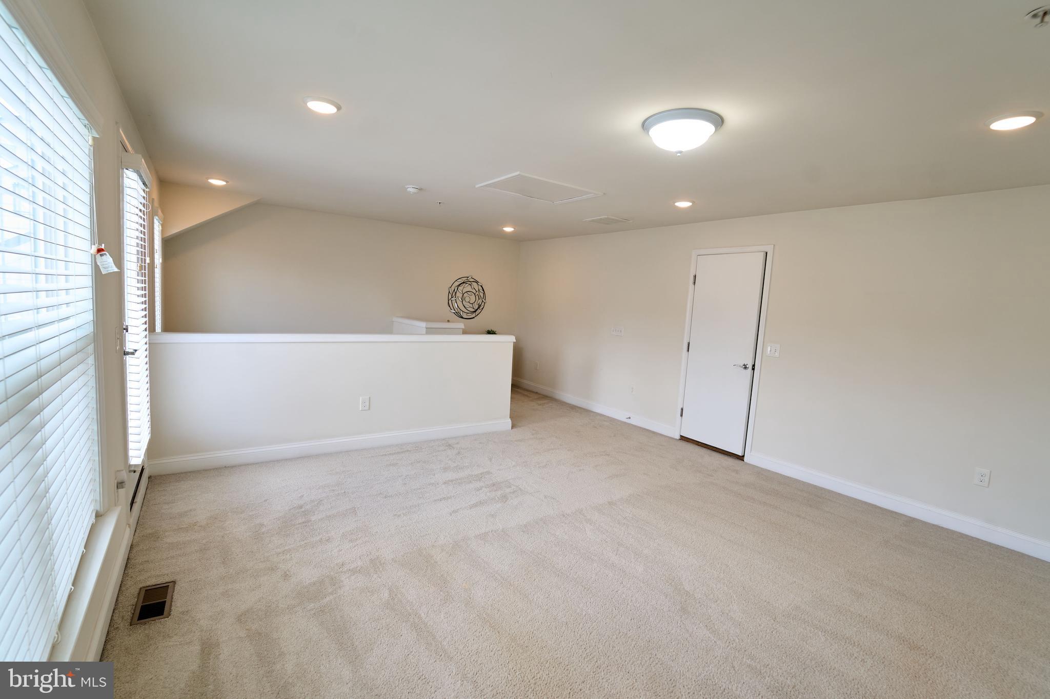 22552 Windsor Locks Square Ashburn, VA 20148 - Photo 24 of 33