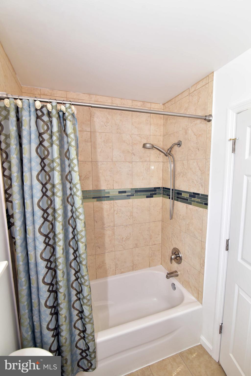 28 Yorkshire Road Sicklerville, NJ 08081 - Photo 22 of 22 Gallery Image 22