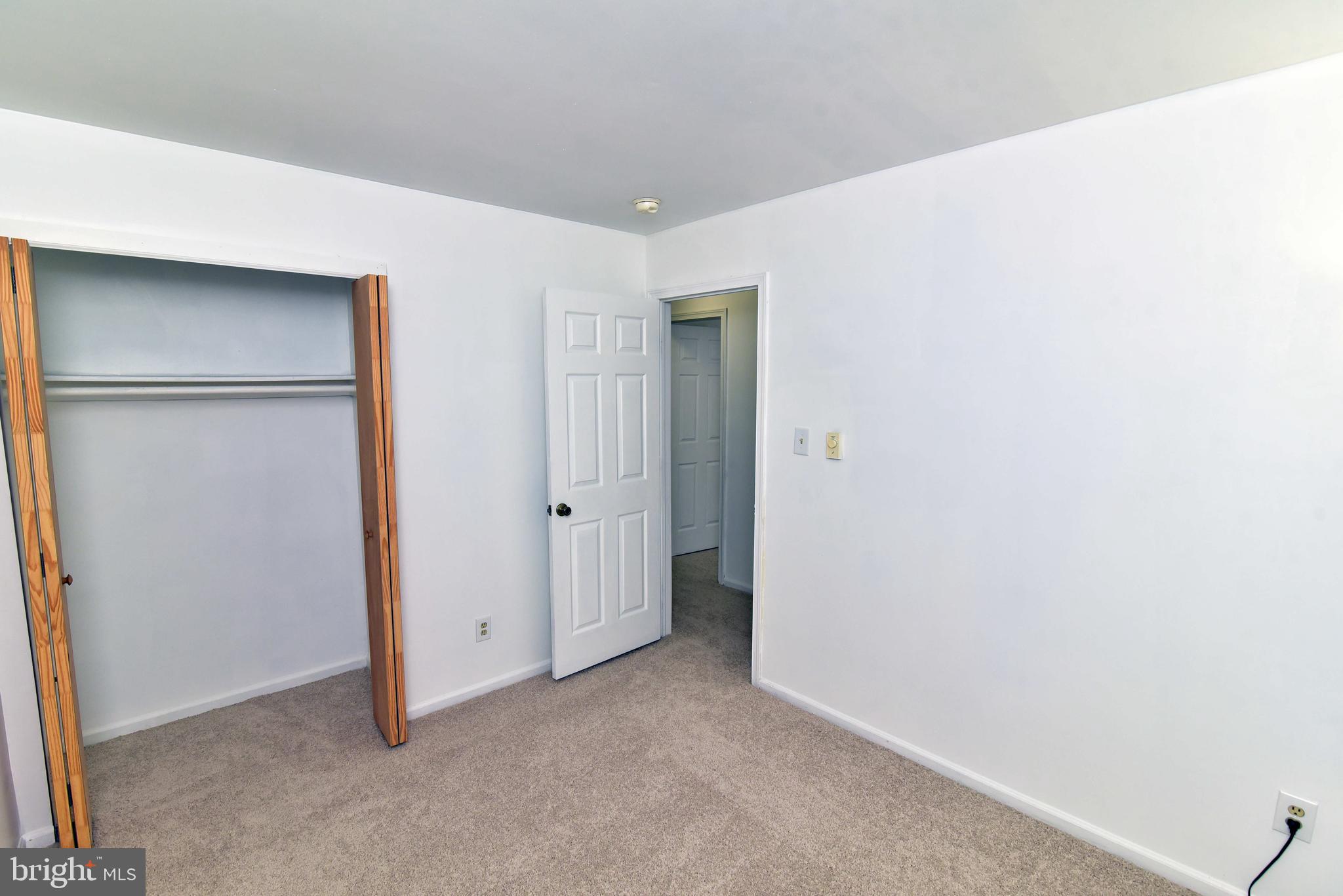 28 Yorkshire Road Sicklerville, NJ 08081 - Photo 10 of 22 Gallery Image 10