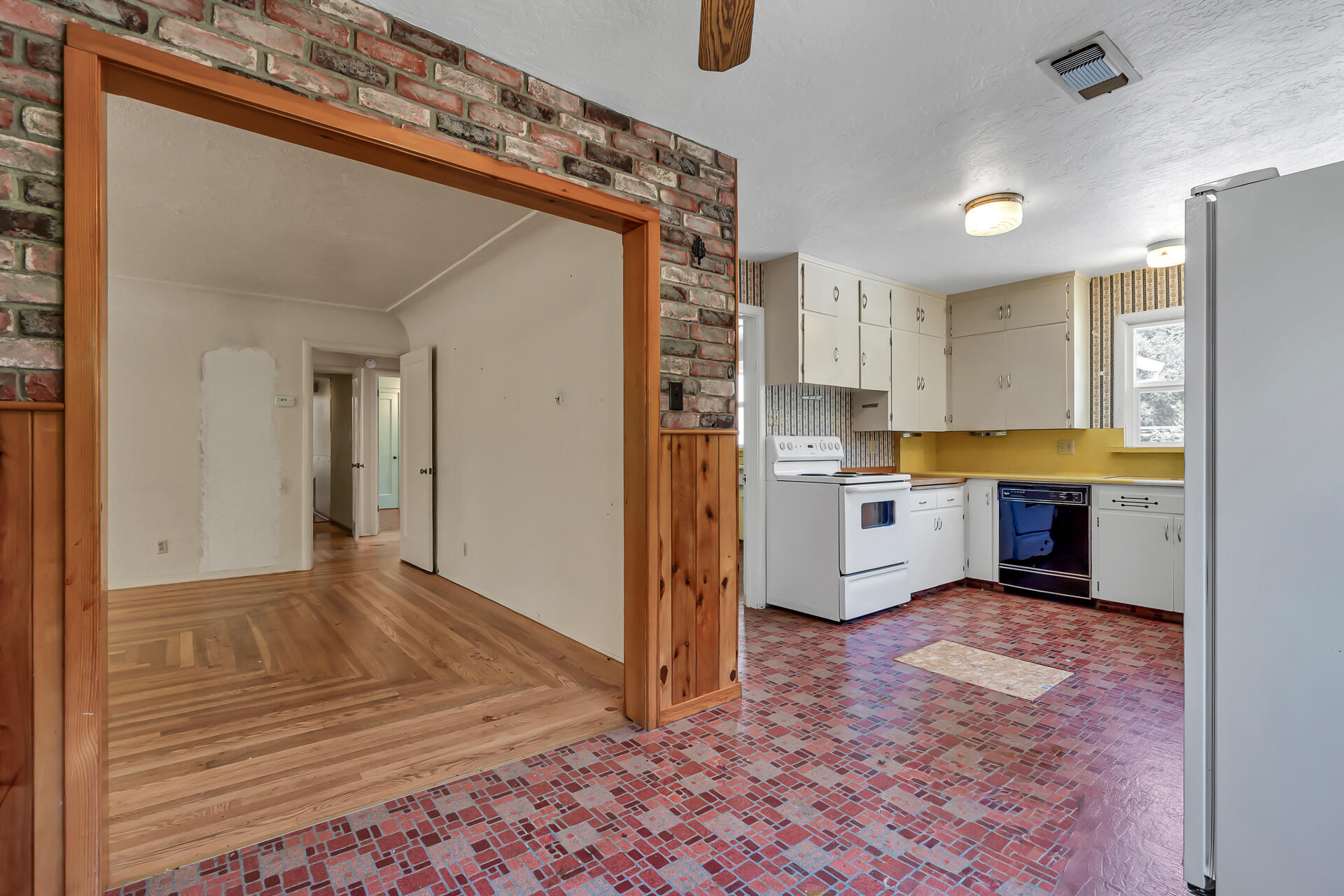 9626 Deschutes Road Palo Cedro, CA 96073 - Photo 12 of 60 9626DeschutesRoad-29