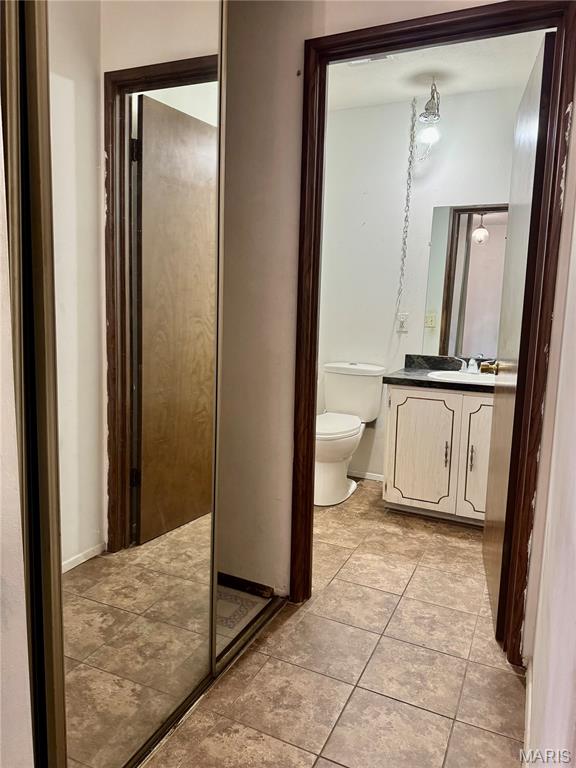 2 French Quarter Belleville, IL 62223 - Photo 6 of 24