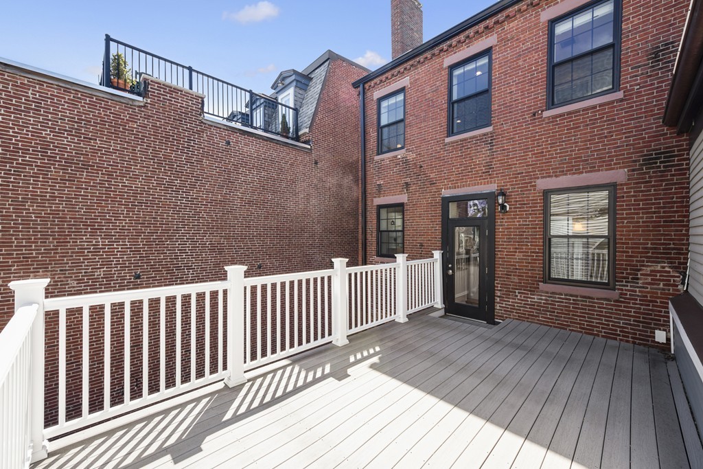 31 Mt Vernon Street, Unit 2 Boston, MA 02129 - Photo 19 of 25