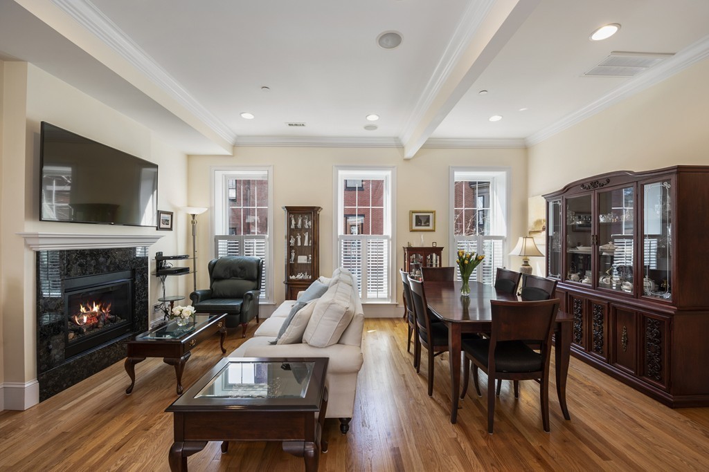 31 Mt Vernon Street, Unit 2 Boston, MA 02129 - Photo 6 of 25