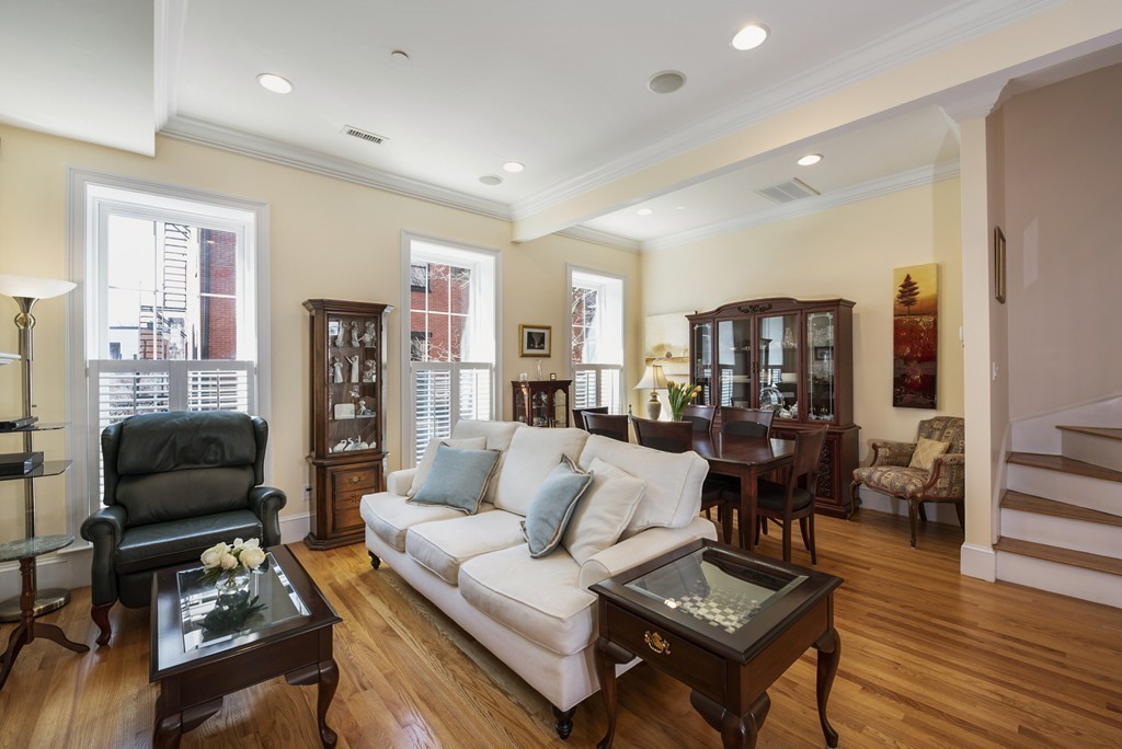 31 Mt Vernon Street, Unit 2 Boston, MA 02129 - Photo 7 of 25
