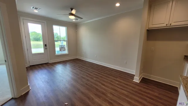 $1,950 | Undisclosed Address, Zachary, LA 70791