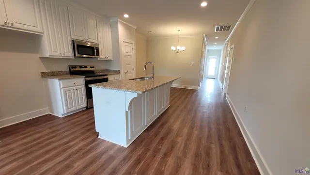 $1,950 | Undisclosed Address, Zachary, LA 70791