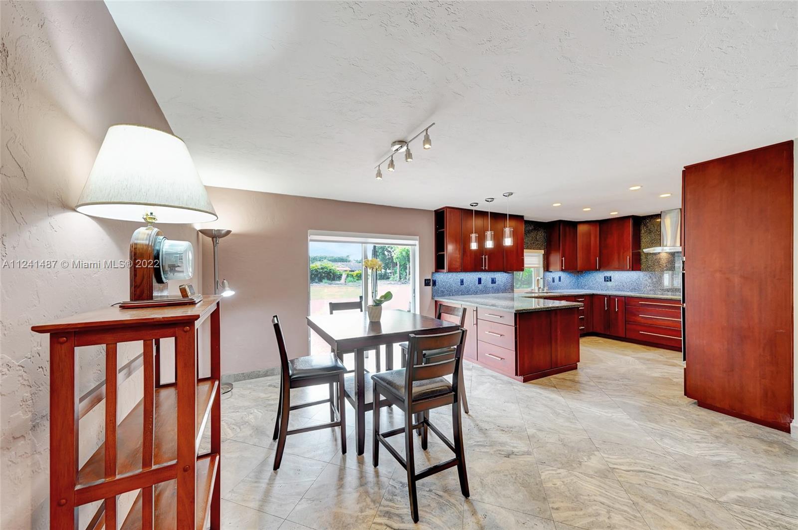 4860 Southwest 196th Lane Southwest Ranches, FL 33332 - Photo 5 of 59 Gallery Image 5