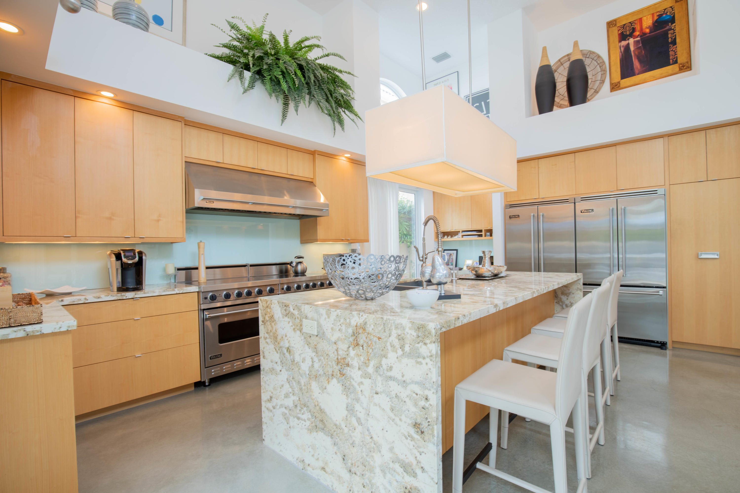 5800 Waterford Boca Raton, FL 33496 - Photo 2 of 3 Kitchen