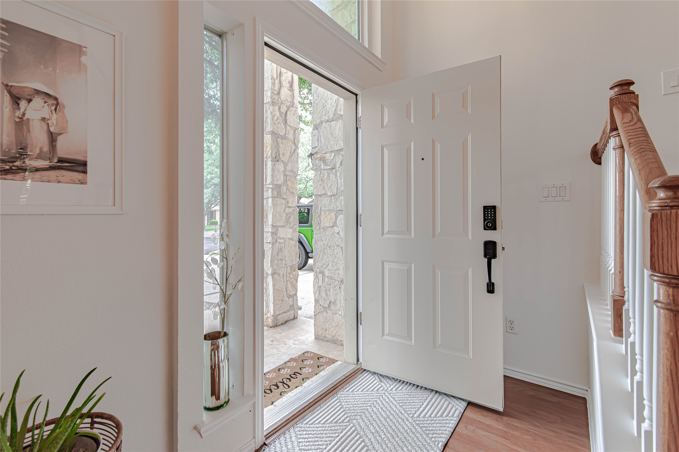 4716 Cockrell Court Austin, TX 78749 - Photo 3 of 40