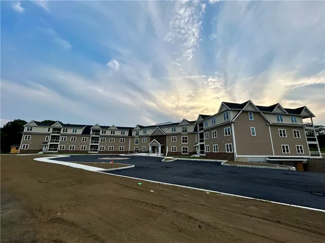 $439,900 | 9 Joseph N Zenga Jr Boulevard, Unit 301, East Greenwich, RI 02818