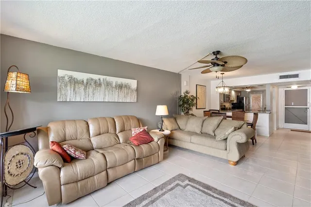 $2,450 | 4500 North Federal Highway, Unit 150F, Lighthouse Point, FL 33064