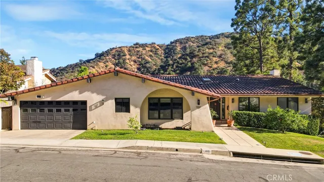 $2,399,000 | 1300 Daily Circle, Glendale, CA 91208