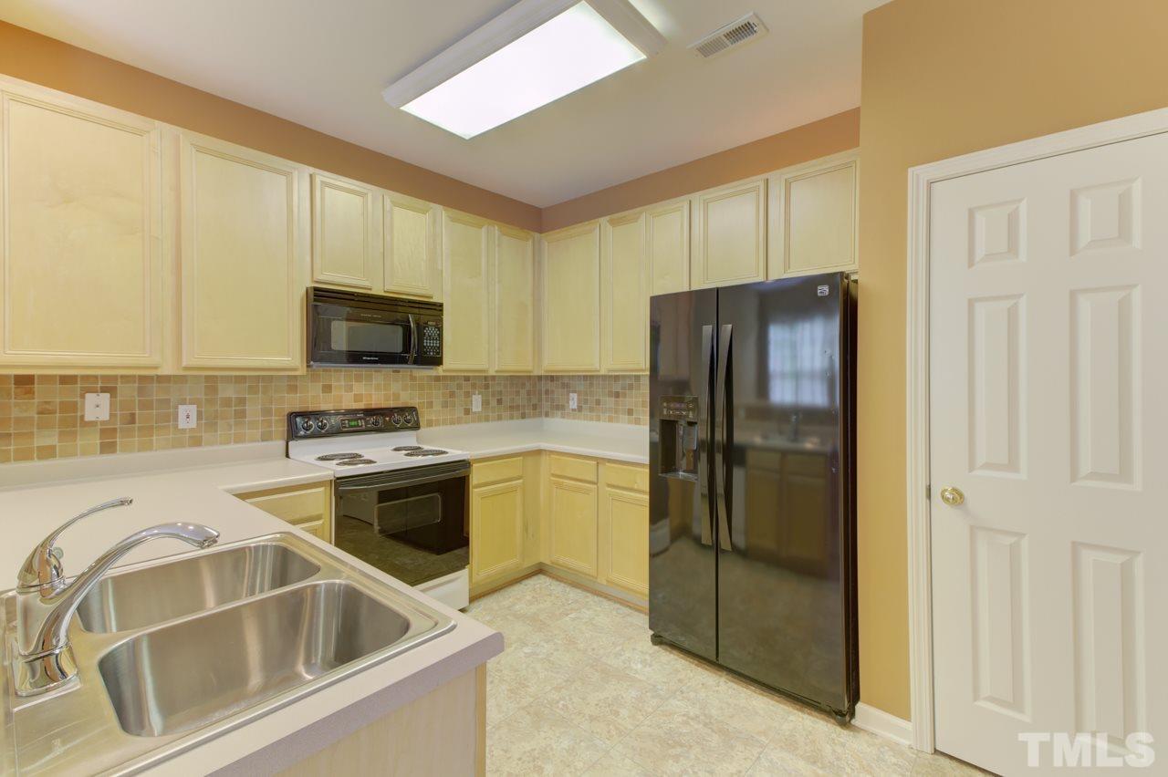 9503 Hanging Rock Road Raleigh, NC 27613 - Photo 10 of 25