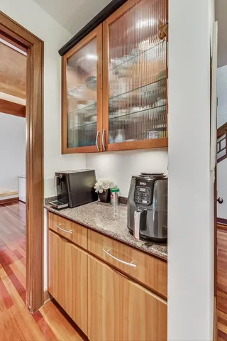 $1,580,000 | 132 North Wynstone Drive, North Barrington, IL 60010