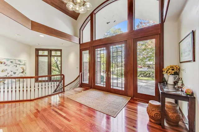 $1,580,000 | 132 North Wynstone Drive, North Barrington, IL 60010