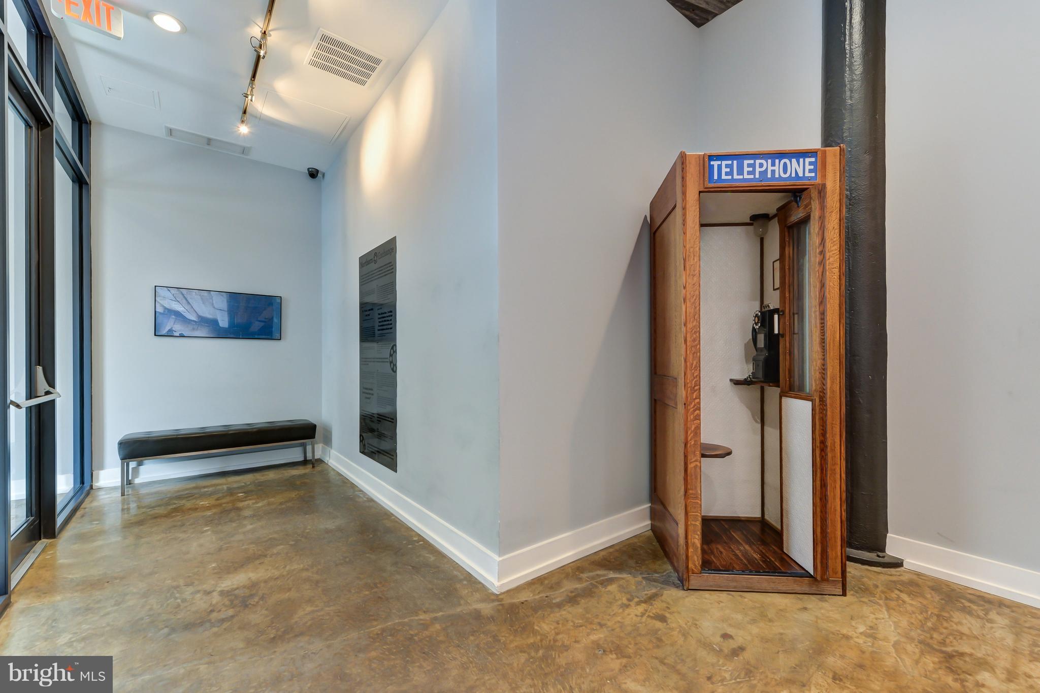 1401 R Street Northwest, Unit 303 Washington, DC 20009 - Photo 17 of 28 The lobby