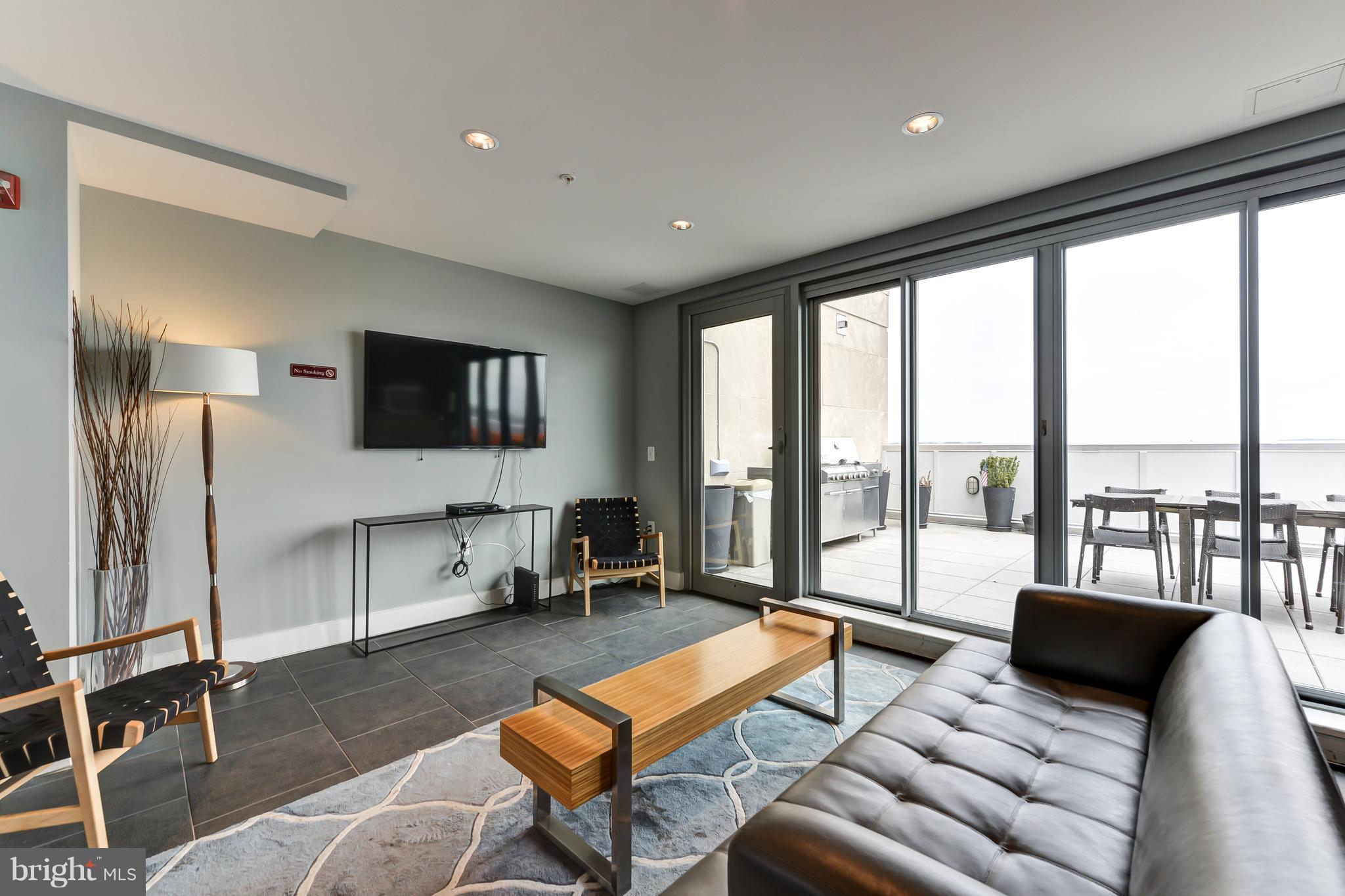 1401 R Street Northwest, Unit 303 Washington, DC 20009 - Photo 19 of 28 Roof top party room