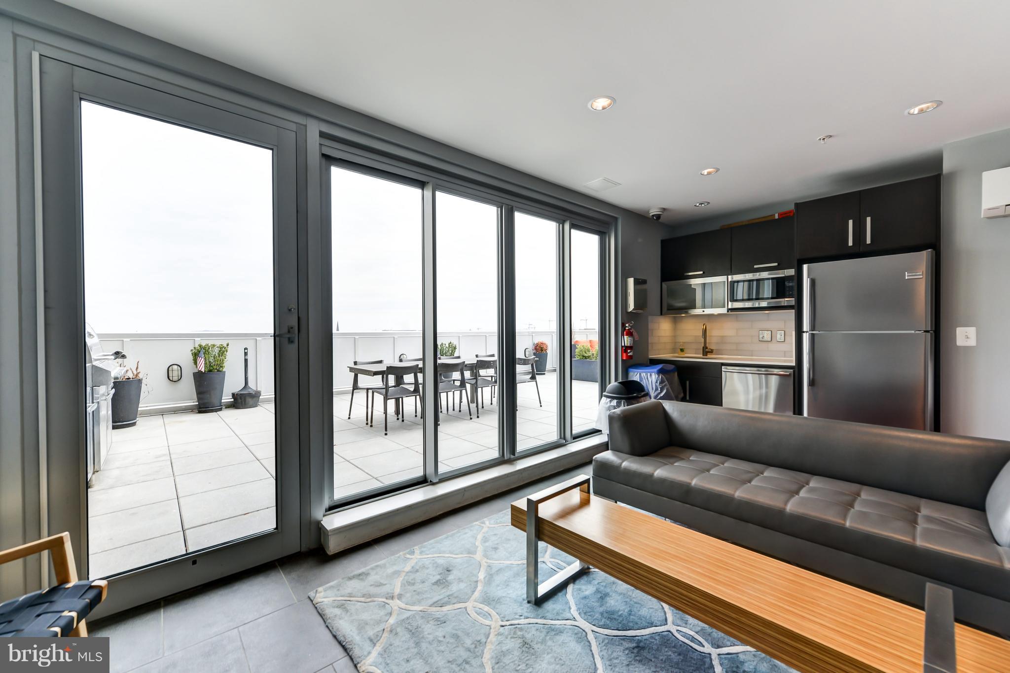 1401 R Street Northwest, Unit 303 Washington, DC 20009 - Photo 20 of 28 Roof top party room