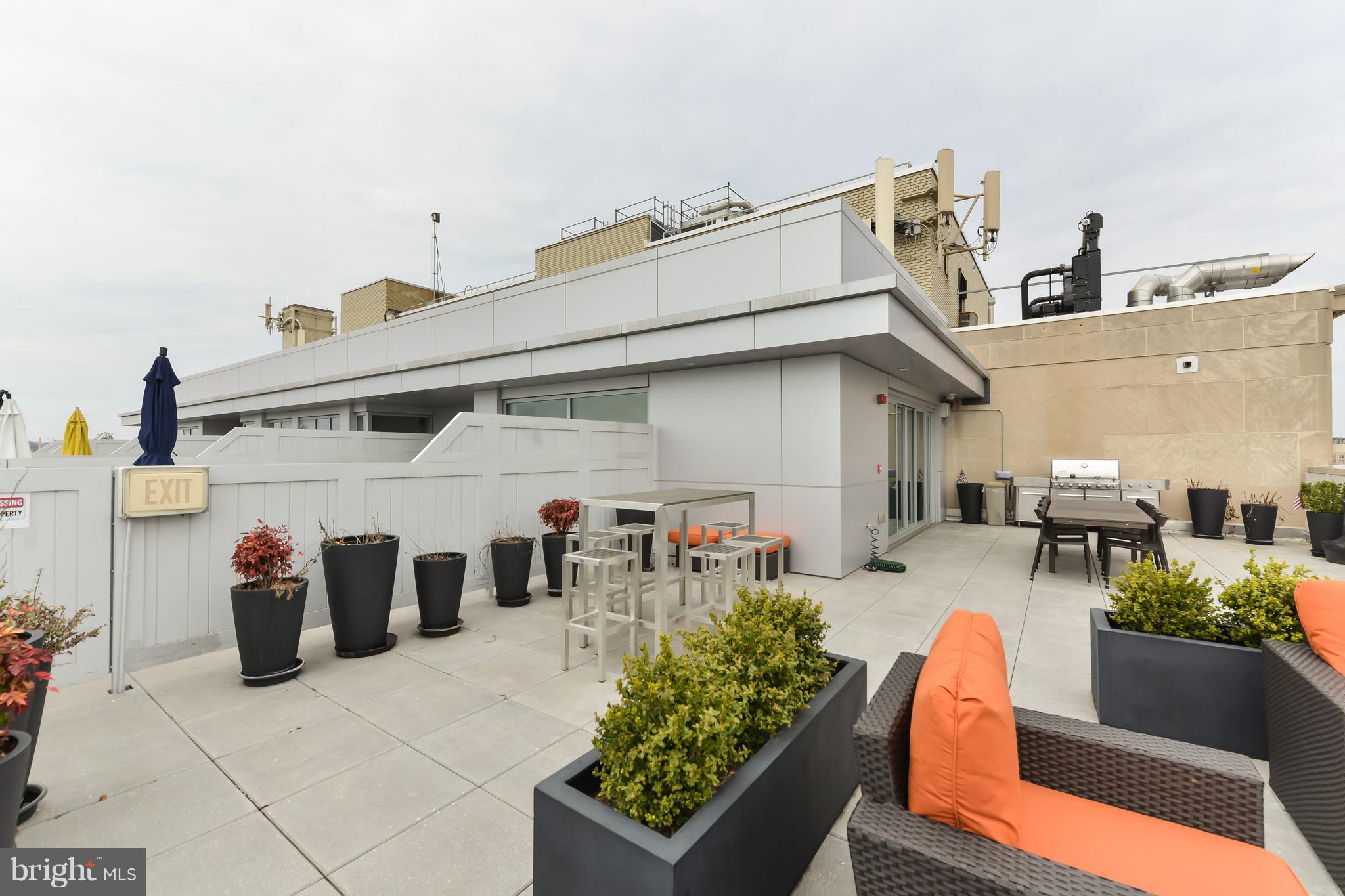 1401 R Street Northwest, Unit 303 Washington, DC 20009 - Photo 26 of 28 Roof deck