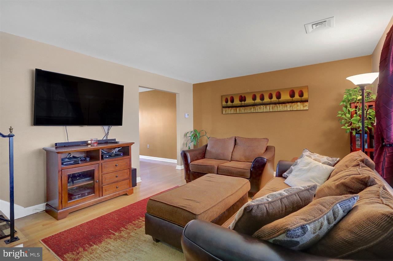 581 Rupley Road Camp Hill, PA 17011 - Photo 5 of 19 Gallery Image 5