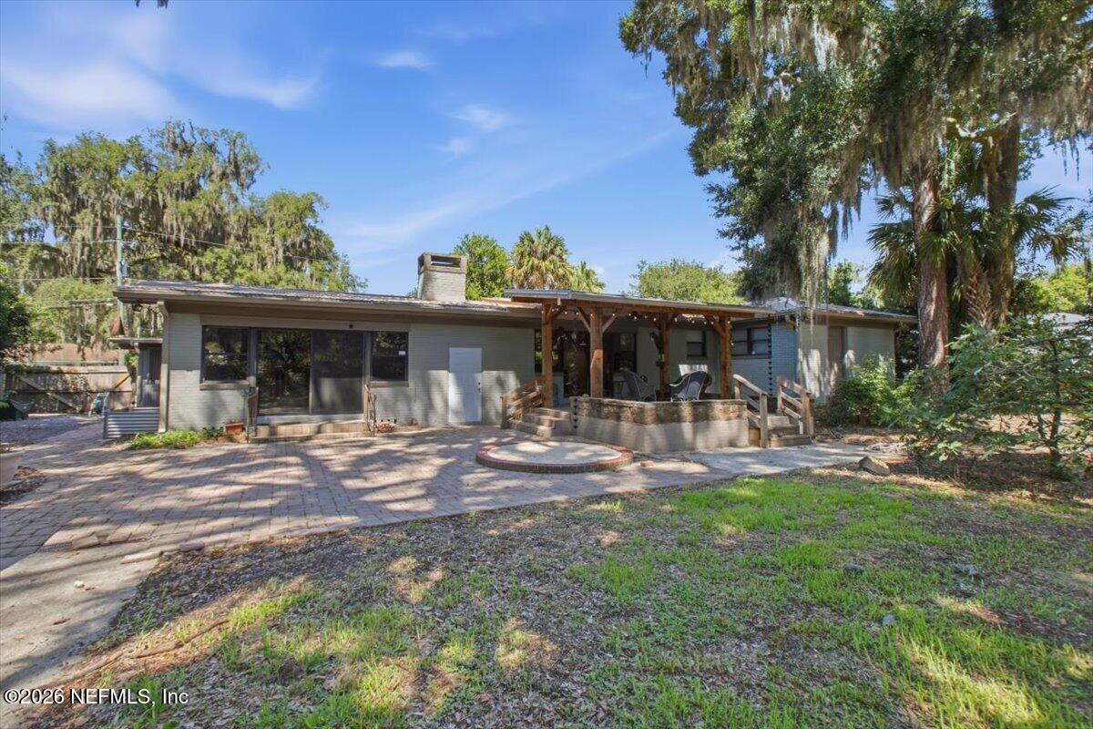 1425 Oak Haven Road Jacksonville, FL 32207 - Photo 23 of 25 23-Exterior Back