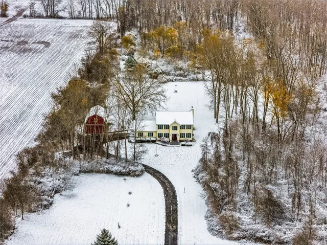 $499,900 | 6166 Lake Road South, Sweden, NY 14420