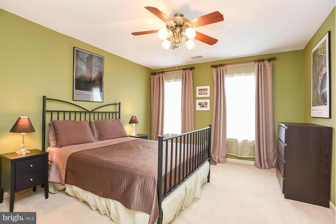 8700 Lords View Loop Gainesville, VA 20155 - Photo 21 of 30 Bedroom