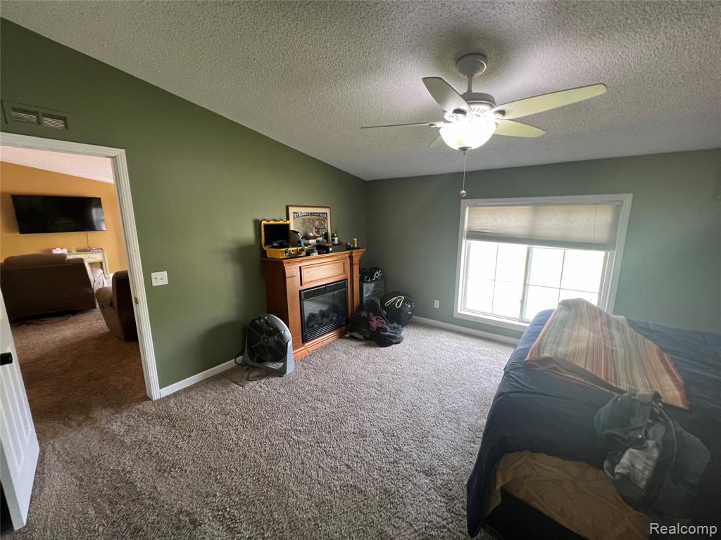 5550 Howe Road Grand Blanc, MI 48439 - Photo 23 of 41