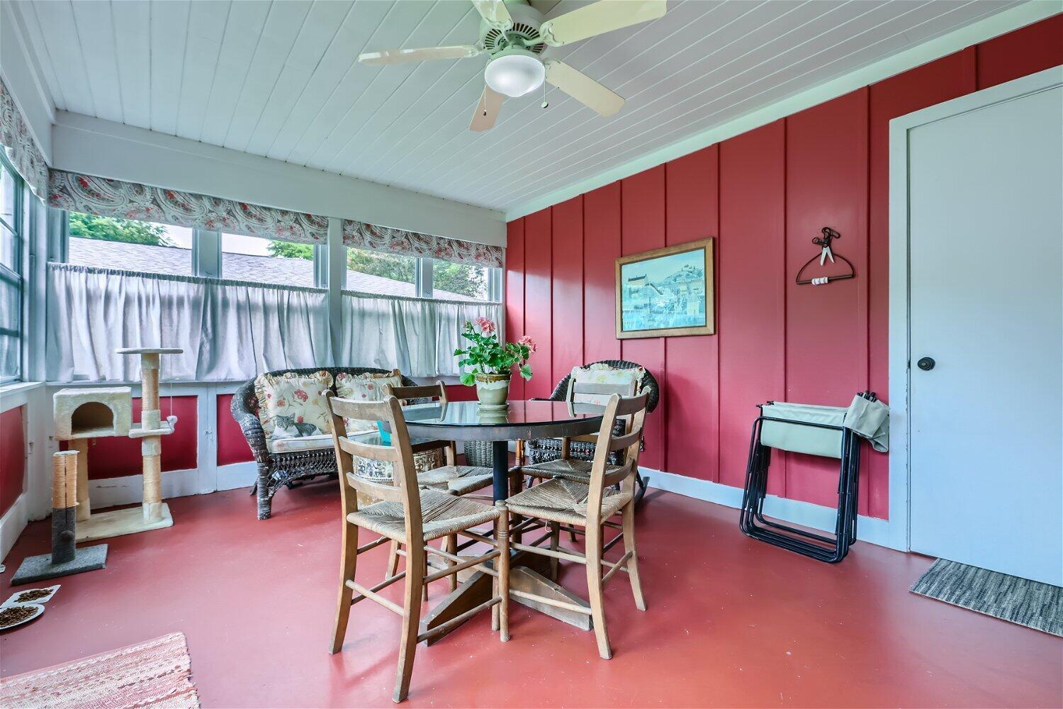 3081 Carisbrook Road Columbus, OH 43221 - Photo 22 of 27 3081 Carisbrook Road - Web Quality - 022