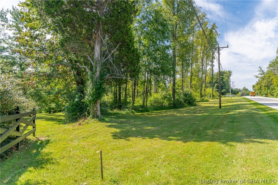 Paoli Pike Floyds Knobs, IN 47119 - Photo 2 of 9