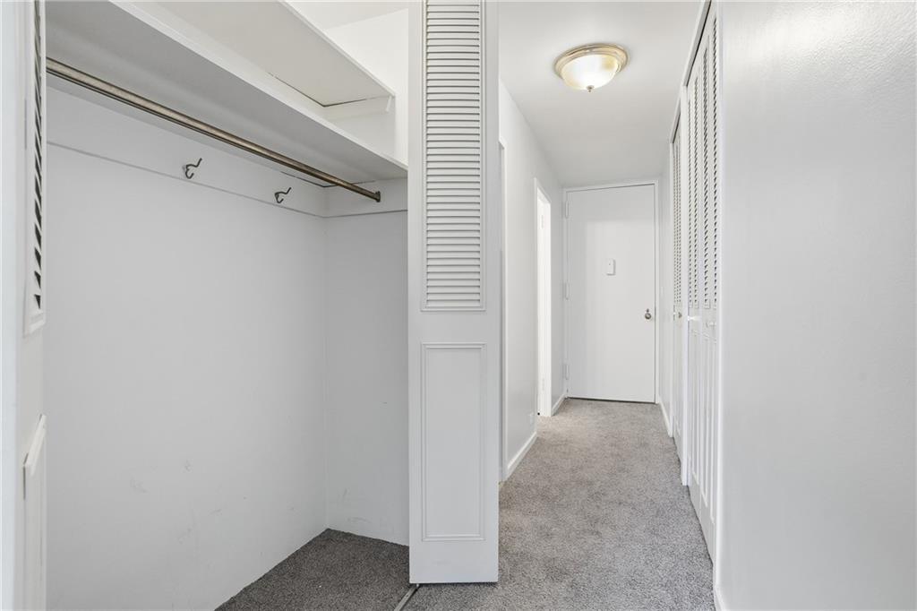 112 Washington Place, Unit 8K Pittsburgh, PA 15219 - Photo 24 of 35