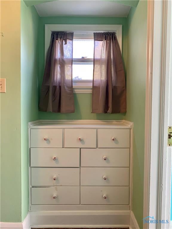 1636 Cass Road Maumee, OH 43537 - Photo 19 of 27 Gallery Image 19
