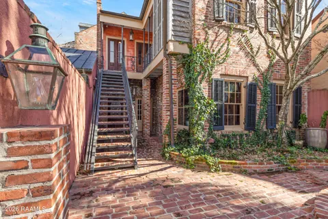 $515,000 | 12 Bayside Drive, Lafayette, LA 70508