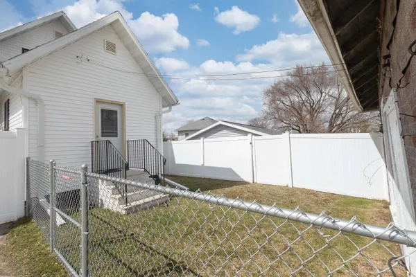 $259,900 | 318 South Mill Street, Hortonville, WI 54944