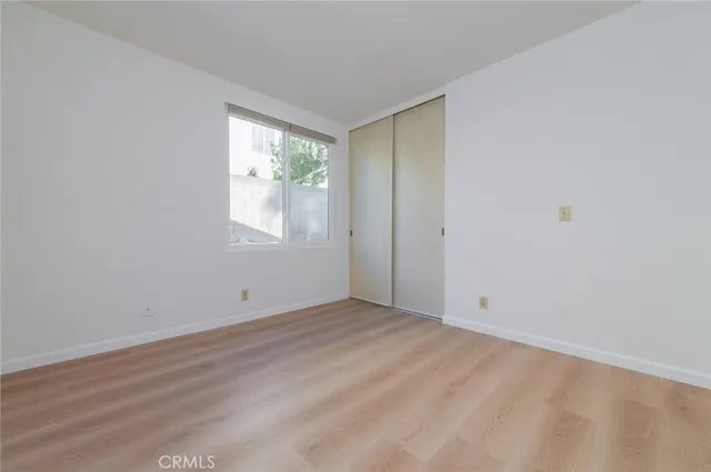 an empty room with window